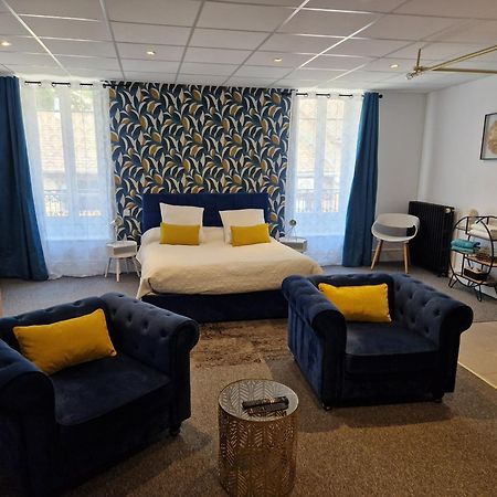 Le Manoir- Cluny Bed and Breakfast Εξωτερικό φωτογραφία