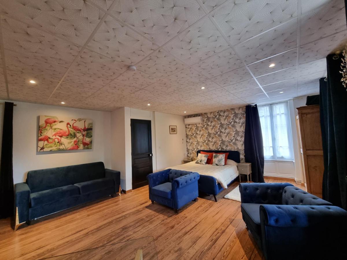 Le Manoir- Cluny Bed and Breakfast Εξωτερικό φωτογραφία