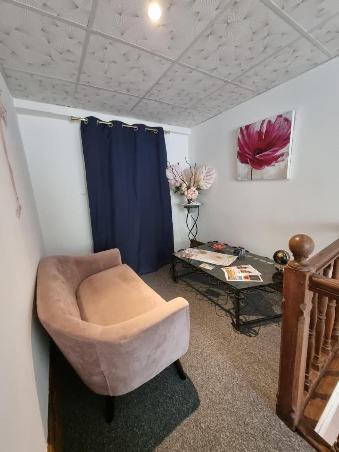 Le Manoir- Cluny Bed and Breakfast Εξωτερικό φωτογραφία